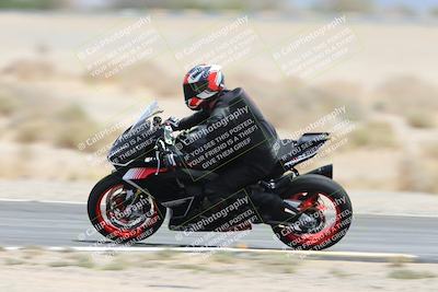 media/May-05-2025-Moto Forza (Mon) [[3c1838c5e5]]/2-B Group/Session 3 (Panning Test Turn 14 Inside)/